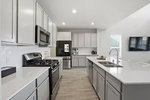 10907 W Fall Fern Circle, Houston, TX 77044 - Photo 13