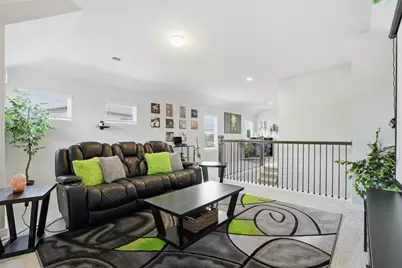 10907 W Fall Fern Circle, Houston, TX 77044 - Photo 19