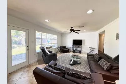 5454 Imogene Street, Houston, TX 77096 - Photo 5