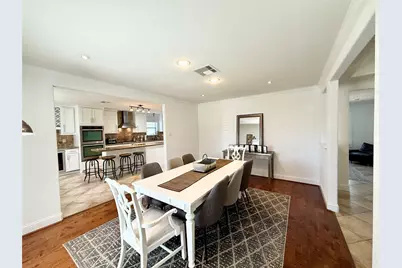5454 Imogene Street, Houston, TX 77096 - Photo 9