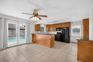 3125 Mar Ann Dr, La Marque, TX 77568 - Photo 5