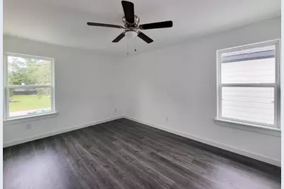 8122 Sterling Shire Street #B, Houston, TX 77078 - Photo 15