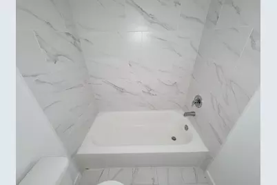 8122 Sterling Shire Street #B, Houston, TX 77078 - Photo 19