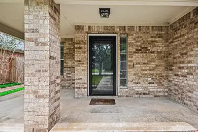 1816 Sherwood Forest Circle, League City, TX 77573 - Photo 5