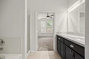 1816 Sherwood Forest Cir, League City, TX 77573 - Photo 23