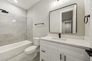 812 Thornton St, Houston, TX 77018 - Photo 11