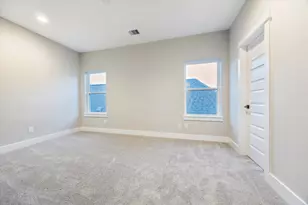 812 Thornton St, Houston, TX 77018 - Photo 37