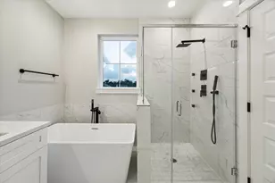 812 Thornton St, Houston, TX 77018 - Photo 33