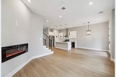 812 Thornton Street #F, Houston, TX 77018 - Photo 17
