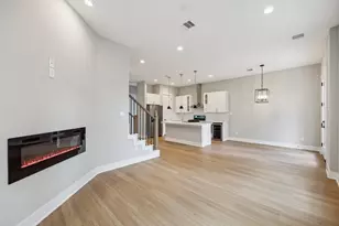 812 Thornton St, Houston, TX 77018 - Photo 17