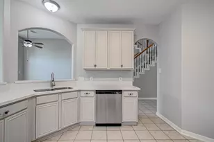 19423 Bear Springs Dr, Katy, TX 77449 - Photo 17