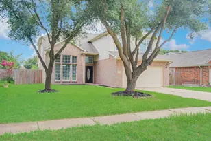 19423 Bear Springs Dr, Katy, TX 77449 - Photo 3