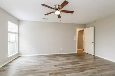 2711 Knollbrook Lane, Spring, TX 77373 - Photo 11