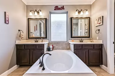 280 Clearwood Drive, League City, TX 77573 - Photo 37