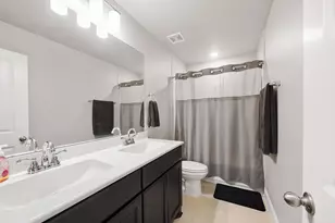 664 Malibu Pnes Dr, Katy, TX 77493 - Photo 5