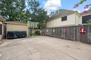 12106 Cypresswood Dr, Houston, TX 77070 - Photo 43