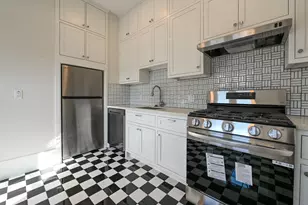 811 Stuart St, Houston, TX 77006 - Photo 15