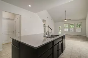 16617 Conner Creek Ln, Houston, TX 77044 - Photo 9