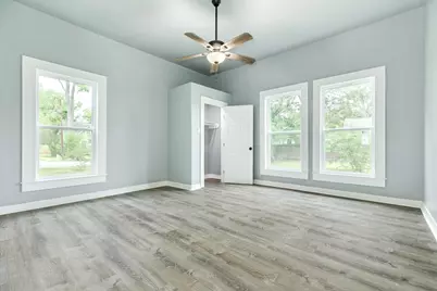 336 N Rockisland Street, Angleton, TX 77515 - Photo 21