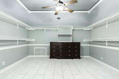 336 N Rockisland Street, Angleton, TX 77515 - Photo 17