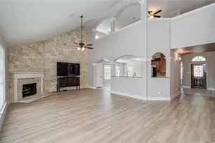 2205 Ocean Point Ct, Pearland, TX 77584 - Photo 15