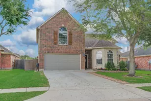2205 Ocean Point Ct, Pearland, TX 77584 - Photo 1
