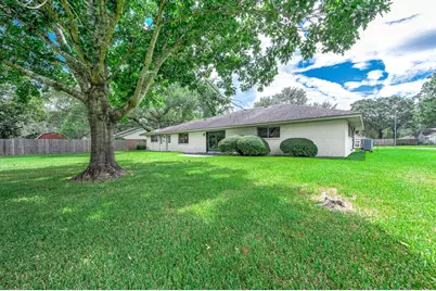 212 E Crestmont Drive, Alvin, TX 77511 - Photo 45