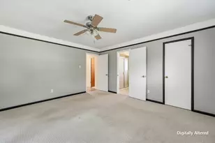 212 E Crestmont Dr, Alvin, TX 77511 - Photo 37