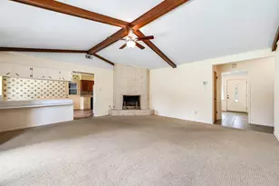 212 E Crestmont Dr, Alvin, TX 77511 - Photo 19