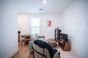 7611 Victory Reserve St, Houston, TX 77088 - Photo 3