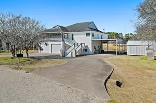 1306 Spring Branch Dr, Cove, TX 77523 - Photo 5
