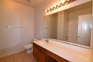 11912 Prior Park Dr, Houston, TX 77047 - Photo 11