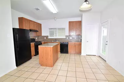 11912 Prior Park Drive, Houston, TX 77047 - Photo 3
