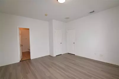 11912 Prior Park Drive, Houston, TX 77047 - Photo 9