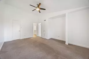 5711 Sugar Hill Dr, Houston, TX 77057 - Photo 17