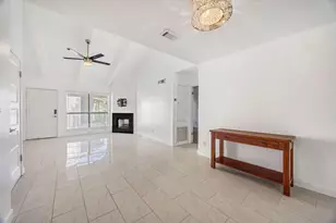 5711 Sugar Hill Dr, Houston, TX 77057 - Photo 9