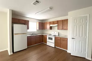 1006 2nd St, Louise, TX 77455 - Photo 9