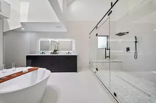 2135 Quenby St, Houston, TX 77005 - Photo 33