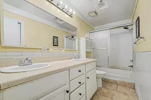 319 Oakland St, Baytown, TX 77520 - Photo 31