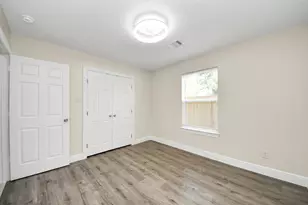 7066 Villa St, Houston, TX 77061 - Photo 25