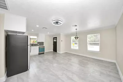 7066 Villa Street #A, Houston, TX 77061 - Photo 7