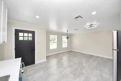 7066 Villa Street #A, Houston, TX 77061 - Photo 9