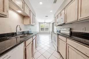 2342 Sunset Trail, Sugar Land, TX 77478 - Photo 7