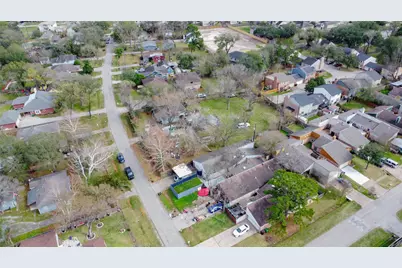 9229 Kerrwood Lane, Houston, TX 77080 - Photo 7