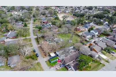 9229 Kerrwood Lane, Houston, TX 77080 - Photo 5