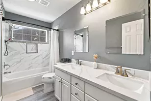 13507 Willow Heights Ct, Houston, TX 77059 - Photo 29