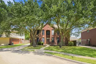 13507 Willow Heights Ct, Houston, TX 77059 - Photo 3