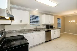 1506 Castlerock Dr, Houston, TX 77090 - Photo 7