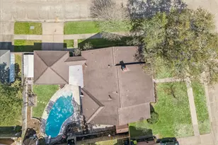 1747 Hilton Head Dr, Missouri City, TX 77459 - Photo 3