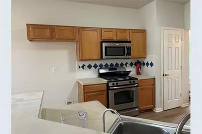 11327 Ashford Point Point, Sugar Land, TX 77478 - Photo 9